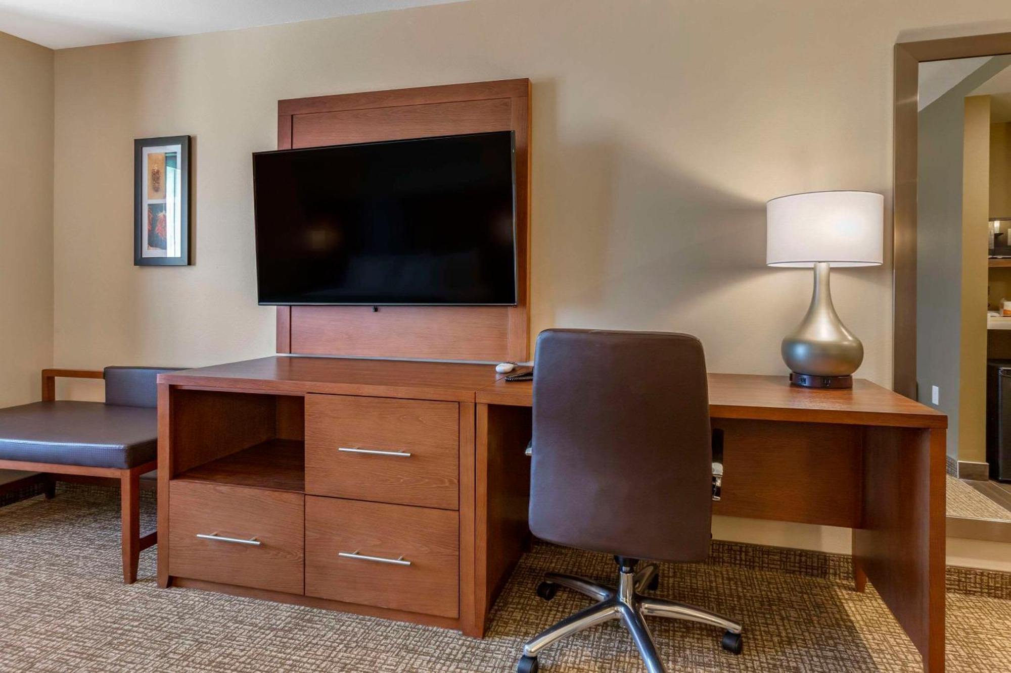 Comfort Suites Albuquerque Airport Екстер'єр фото